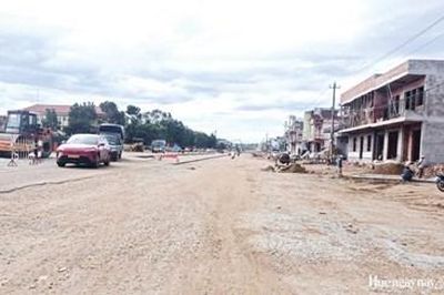 Lập lại tiến độ Dự án mở rộng đường Nguyễn Hoàng