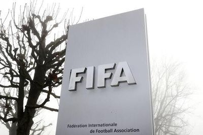 FIFA ra án phạt cực nặng với hai cá nhân