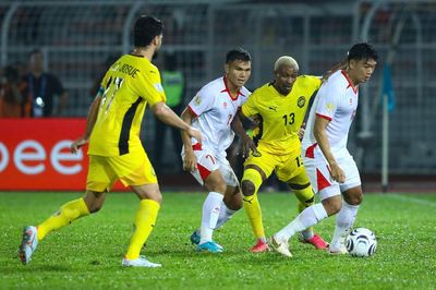 Chuyên gia Malaysia thừa nhận đội tuyển sống nhờ nhập tịch