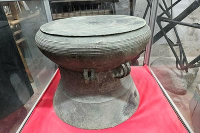Trống đồng 'thất lạc' 32 năm được lưu giữ ở Bảo tàng Ninh Bình?