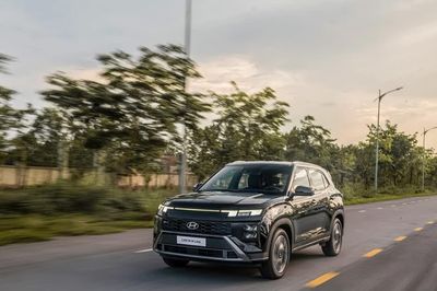 Nỗ lực vượt khó, doanh số ô tô Hyundai tăng nhẹ