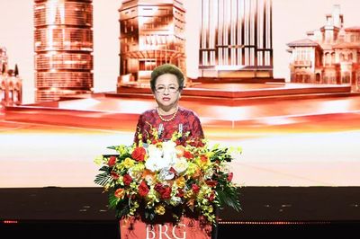 Chủ tịch Tập đoàn BRG Nguyễn Thị Nga được phong tặng danh hiệu Anh hùng Lao động thời kỳ đổi mới
