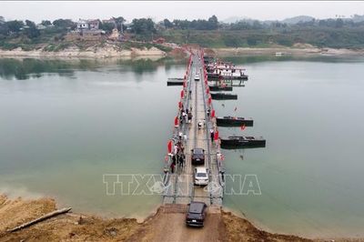 Điều động 160 cán bộ, chiến sĩ bảo đảm duy trì hoạt động cầu phao sông Lô