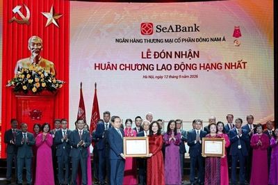 BRG và SeABank đón nhận Huân chương Lao động hạng Nhất