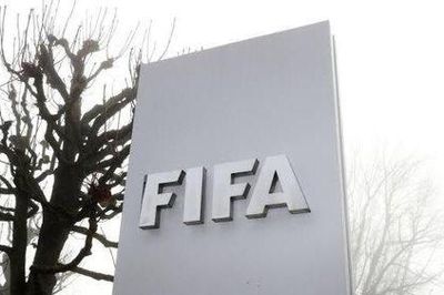 FIFA tuyên án cấm suốt đời hai cựu chủ tịch