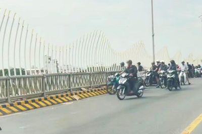 Thiếu tá quân đội cứu thanh niên nhảy cầu, cả hai cùng mất tích