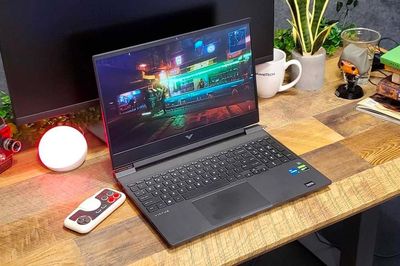 5 laptop chơi game ấn tượng trên thị trường hiện nay
