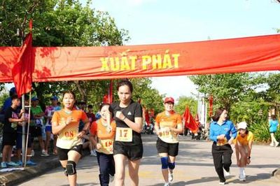 Gần 200 vận động viên xã Hồng Vân dự Giải chạy Báo Hànộimới mở rộng lần thứ 51- Vì Hoà bình năm 2026