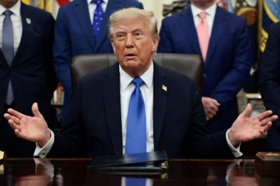 Ông Trump 'mở cửa' cho xe Trung Quốc sản xuất tại Mỹ