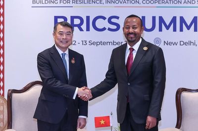 Thủ tướng Lê Minh Hưng gặp Thủ tướng Ethiopia: Việt Nam là đối tác ưu tiên