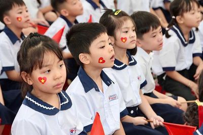 Tăng cường kiểm tra bữa ăn bán trú; chấn chỉnh hoạt động dạy thêm, học thêm; rà soát, cắt giảm các cuộc thi