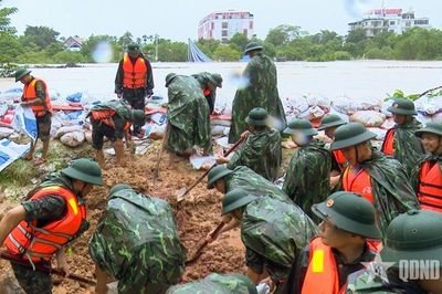 Quân đội chủ động ứng phó với mưa lũ, ngập lụt