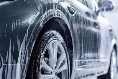 Nguy cơ tiềm ẩn có thể gặp khi rửa xe ô tô mà bạn không để ý