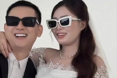 Hoài Lâm chụp ảnh cưới với bạn gái Ngọc Trinh