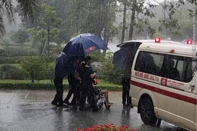 Hai du khách gặp nạn khi leo núi Bà Đen