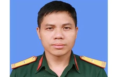 Bí thư Tỉnh ủy Hưng Yên thăm hỏi gia đình Thiếu tá quân đội hy sinh khi cứu người