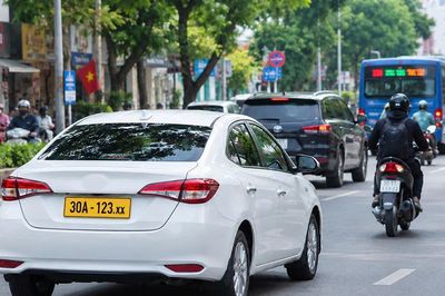 Xe biển vàng là gì? Sự khác biệt giữa xe biển vàng và các loại biển khác