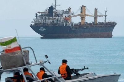 Iran chuyển cho Mỹ danh sách điều kiện để mở cửa eo biển Hormuz