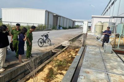 Khắc phục sự cố dầu làm mát chảy tràn tại KCN Bắc Tiền Phong