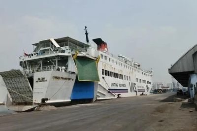Vụ chìm tàu ở Indonesia: Trục vớt 6 thi thể hành khách