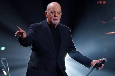 Billy Joel tiết lộ nguyên nhân khiến ông phải phẫu thuật não ở tuổi 77