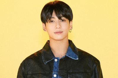 Ca khúc solo ra mắt 3 năm trước giúp Jungkook viết thêm kỷ lục