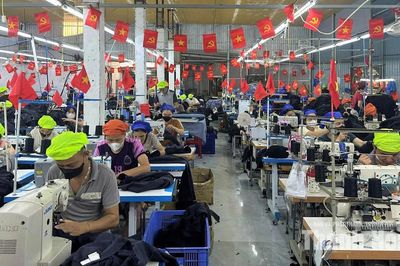Nguyệt Ấn nỗ lực phát triển doanh nghiệp
