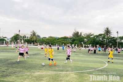 Khai mạc Giải thể thao trong công nhân lao động Công ty TNHH Giầy Rollsport Việt Nam