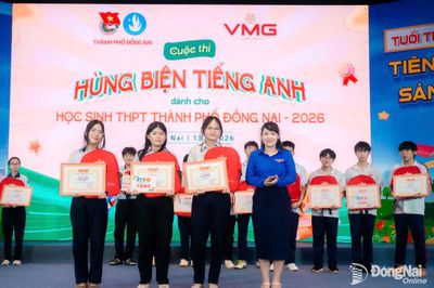 Trường THPT Xuân Lộc đoạt giải nhất Cuộc thi hùng biện tiếng Anh