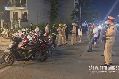 Ra quân chấn chỉnh vi phạm trật tự đô thị