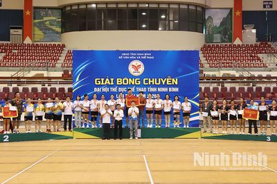 Chung kết và trao giải môn Bóng chuyền Đại hội Thể dục thể thao tỉnh lần thứ I
