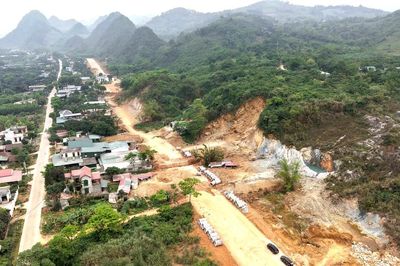 Ninh Bình quyết giải phóng mặt bằng, đưa đường Bái Đính - Ba Sao về đích