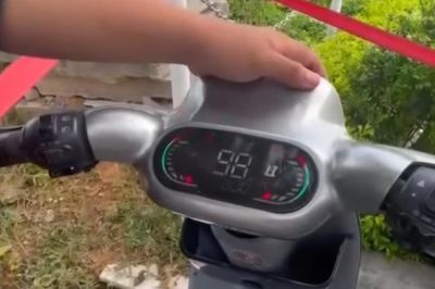 Học sinh 'độ' IC xe đạp điện, đồng hồ hiển thị tốc độ 99km/h ở Lào Cai