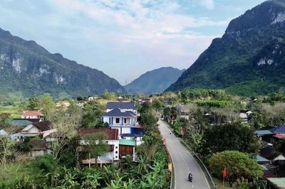 Tuyến đường giữa đại ngàn Trường Sơn đánh thức miền Tây Quảng Trị