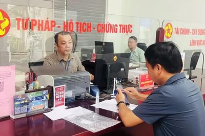 Để hành chính cơ sở ngày càng gần dân