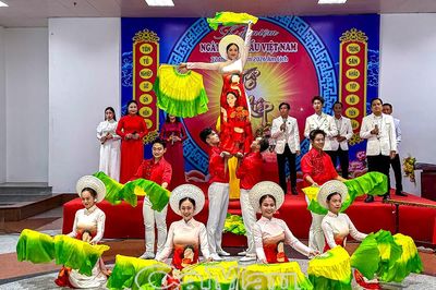 Trang trọng chương trình kỷ niệm Ngày Sân khấu Việt Nam