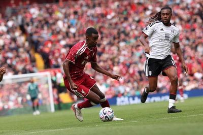 Liverpool hòa thất vọng trước Fulham, đặt dấu hỏi về khả năng xoay tua đội hình