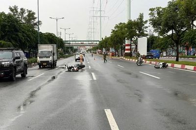 Công an TPHCM tìm nhân chứng vụ 3 xe máy va chạm trên đường Phạm Văn Đồng