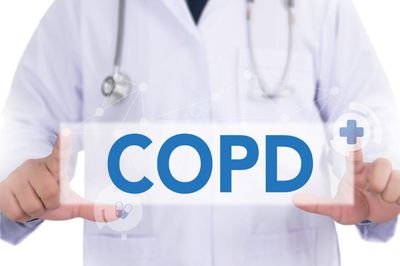 COPD - Không chỉ người hút thuốc mới mắc bệnh