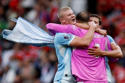 Haaland cùng Man City đi vào lịch sử