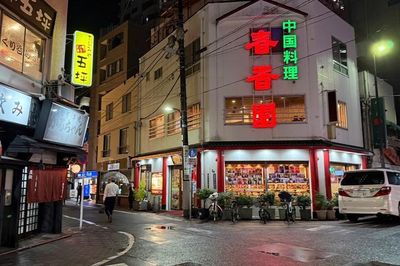 Một mình nhưng không cô đơn: 'Nền kinh tế độc thân' bùng nổ