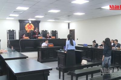 [Video] Hủy án sơ thẩm, điều tra bổ sung vụ cựu Hiệu trưởng THCS Ba Đình