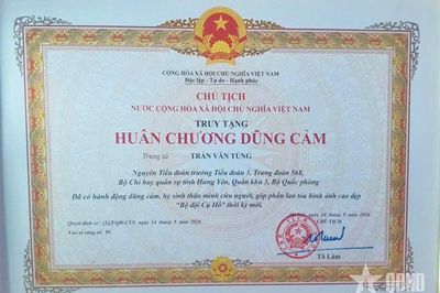 Chủ tịch nước truy tặng Huân chương Dũng cảm đối với Trung tá Trần Văn Tùng