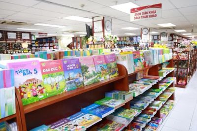 Vì sao thiếu sách giáo khoa dù đã thống nhất bộ sách toàn quốc?