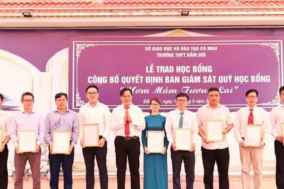 Viết tiếp ước mơ học tập từ Quỹ học bổng 'Ươm mầm tương lai'