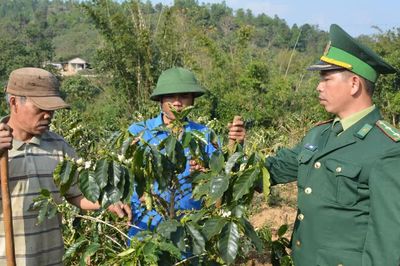 Chuyện những lưỡng quốc trưởng bản, già làng - Bài 1: Lễ kết nghĩa xuyên quốc gia