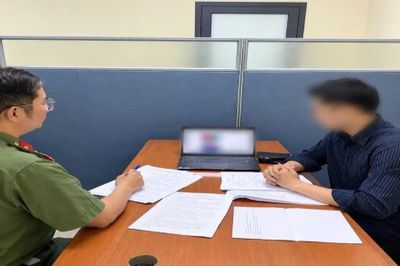 Công an làm việc với chủ tài khoản đăng thông tin Grab kêu gọi tắt app