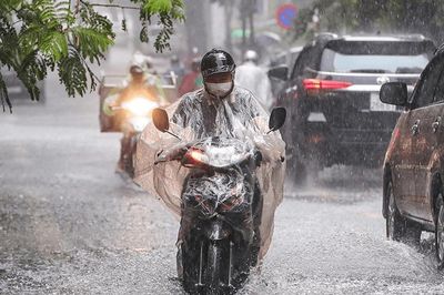 Dự báo thời tiết ngày 14/9: Bắc Bộ và Trung Bộ mưa lớn