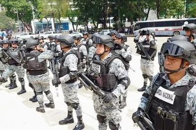 Hàng nghìn người Mexico tuần hành phản đối bạo lực