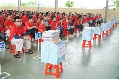 Xây dựng 'Tủ sách dùng chung', không để học sinh thiếu sách học tập